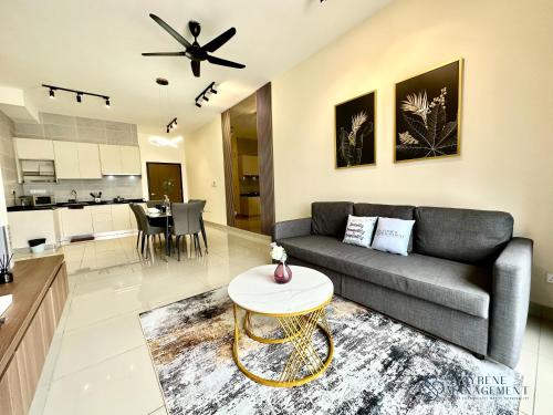 Η κουζίνα ή μικρή κουζίνα στο Twin Tower Residence Johor Bahru by Stayrene