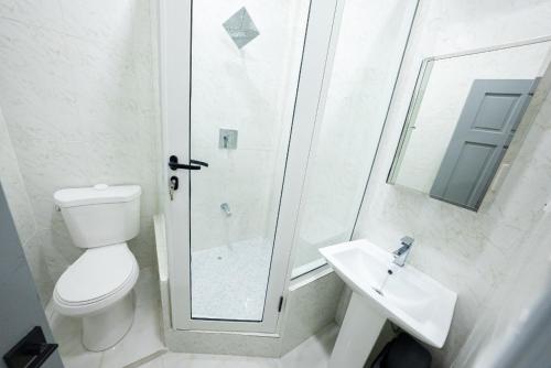 Bilik mandi di 592 Apartments 12 Duncan Street Campbellville, Georgetown