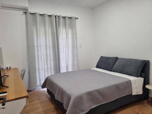 Apartment 34にあるベッド