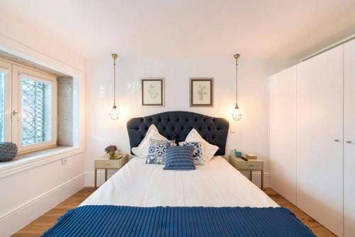 Porto's Legacy by Upperground