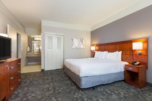 Courtyard by Marriott Houston Galleria Image