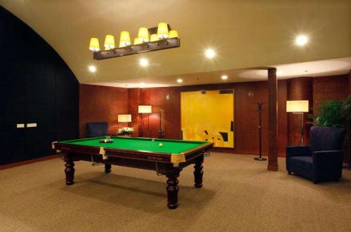 Mesa de billar en Wyndham Grand Plaza Royale Hangzhou