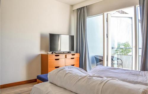 Ένα ή περισσότερα κρεβάτια σε δωμάτιο στο 3 Bedroom Lovely Apartment In Helsingør