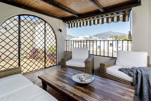 San Pedro apt - terrace by Costarentals - Ref M29