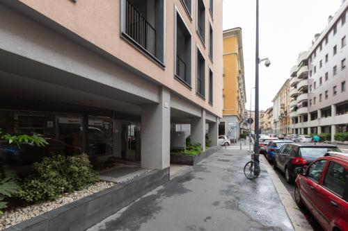 EasyTopStay - Porta Nuova Bright and Roomy Flat