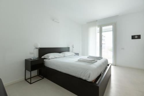 EasyTopStay - Porta Nuova Bright and Roomy Flat