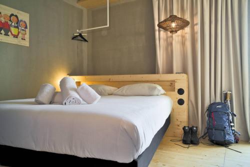 Katil atau katil-katil dalam bilik di greet hotel Cernay Mulhouse