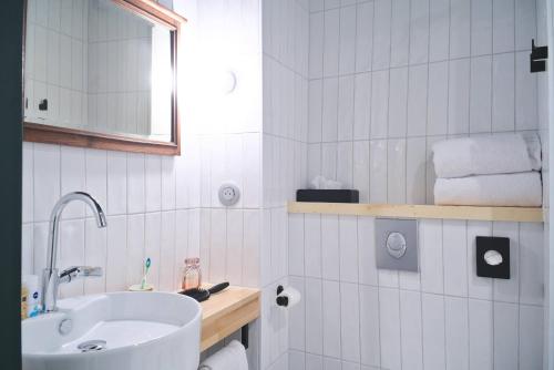 Bilik mandi di greet hotel Cernay Mulhouse