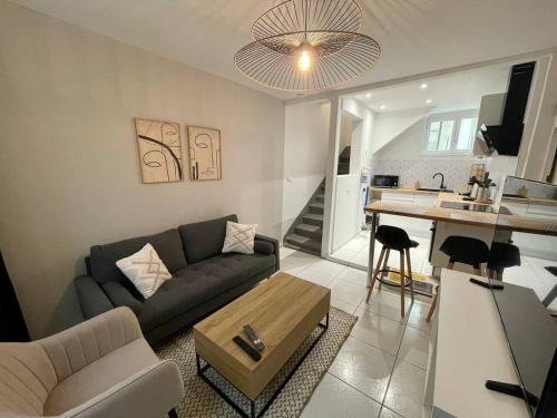 Triplex en centre-ville - 273