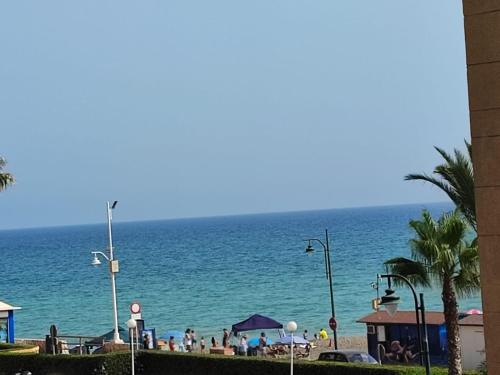 vista sull'oceano dalla spiaggia di Casa Playa Guadalmar a Málaga