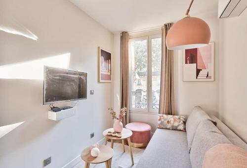 Cozy Apartment Paris Center for 3