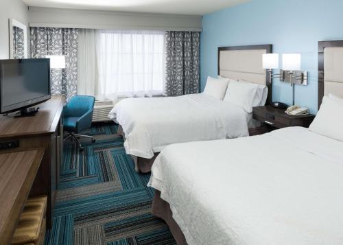 Hampton Inn San Diego Downtown Image
