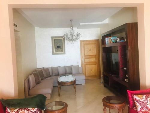 Appartement à perle de Nouaceur tesisinde bir oturma alanı