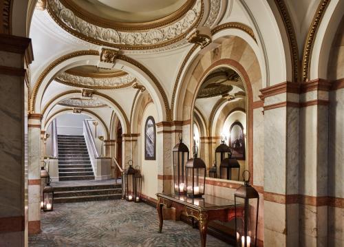 The Midland photo 37