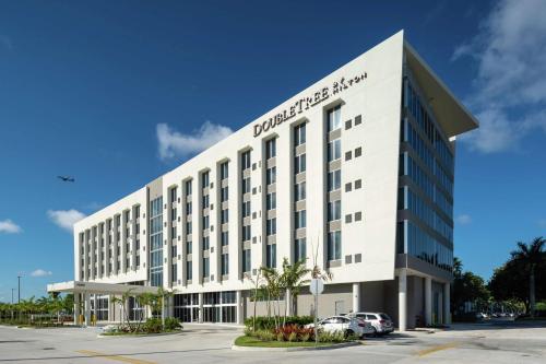 DoubleTree by Hilton Miami Doral photo 21