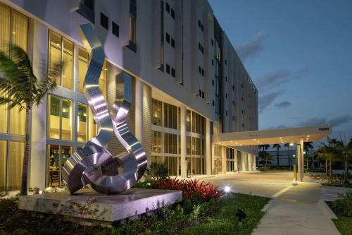 DoubleTree by Hilton Miami Doral photo 22