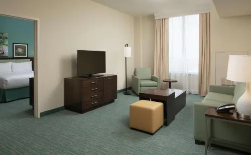 DoubleTree by Hilton Miami Doral photo 13