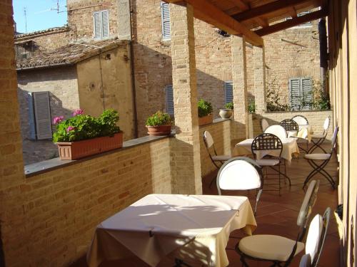 Fotografie z fotogalerie ubytování Albergo Italia v destinaci Urbino