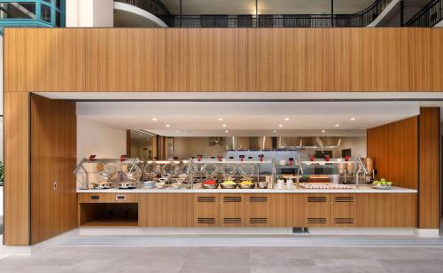 Jídlo v hotelu nebo okolí