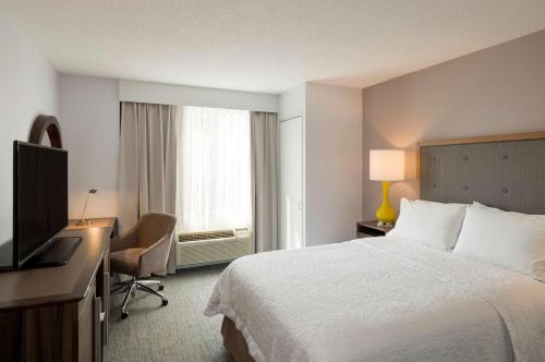 Hampton Inn Manhattan Chelsea Image