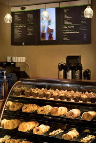 Mad på resortet eller i nærheden