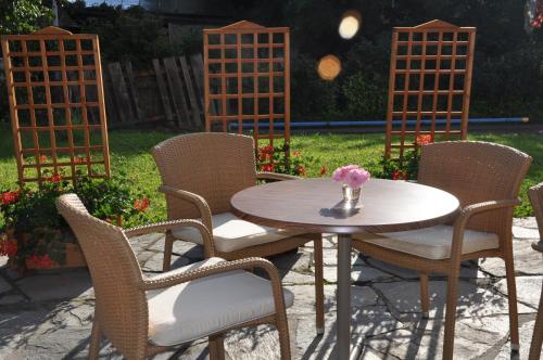 Jardín al aire libre en Pension Schmidinger