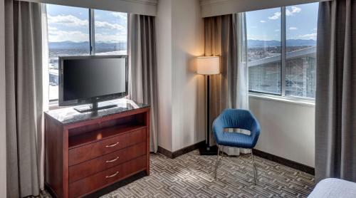 Hilton Garden Inn Denver Downtown Image
