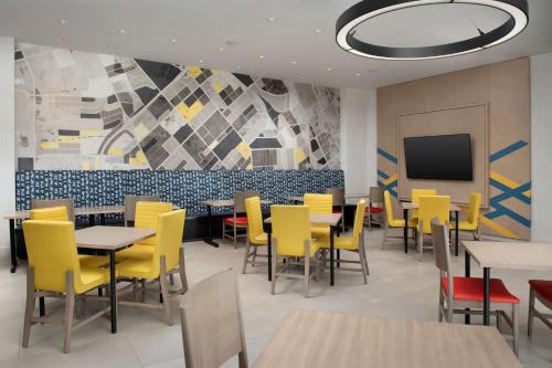 Hilton Garden Inn San Jose Airport Image