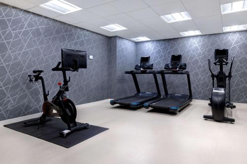 Fitness centrum a/nebo fitness zařízení v ubytování Homewood Suites Lansdale