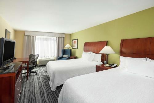 TV a/nebo společenská místnost v ubytování Hilton Garden Inn St. Louis Shiloh/O'Fallon IL