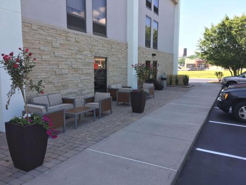 Hampton Inn Sevierville photo 29