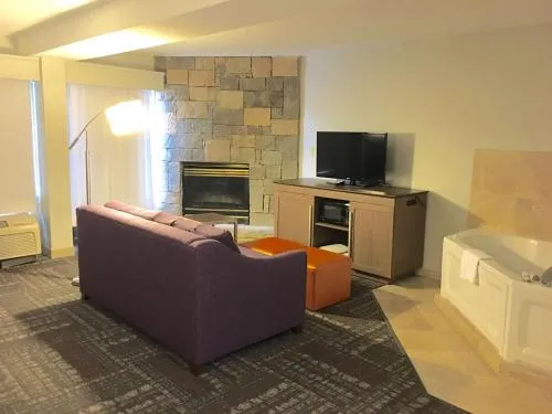 Hampton Inn Sevierville photo 20