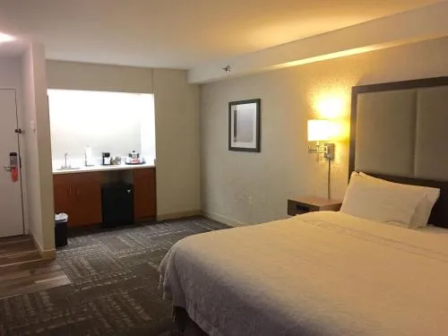 Hampton Inn Sevierville photo 21