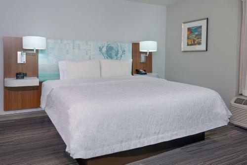 Hampton Inn & Suites Atlanta Buckhead Place Image