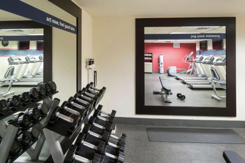 Hampton Inn & Suites Atlanta-Downtown Image
