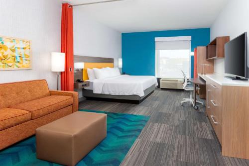 Home2 Suites By Hilton Tampa Downtown Channel District Image