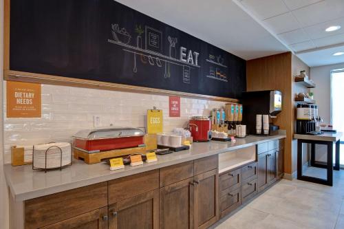 Kaffe- og tefaciliteter på Hampton Inn Santa Fe South, NM