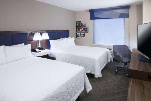 Hampton Inn & Suites Phoenix Downtown Image