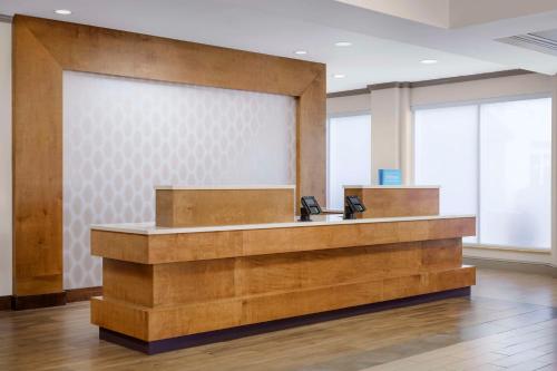 Hall o reception di Hilton Garden Inn Orlando at SeaWorld