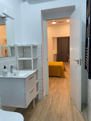 Brand NEW Studio Centro, Atocha - Museums