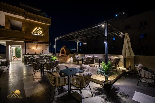 Gambar di galeri bagi Pyramids sunrise inn di Kaherah