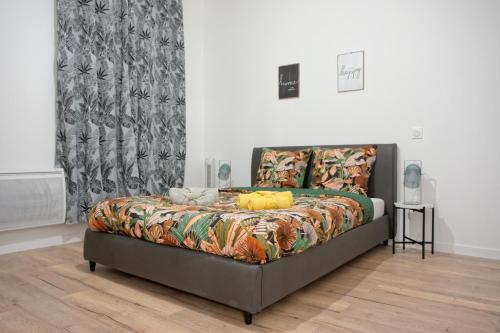 Cette chambre comprend : dans l'établissement Le PERPInB - 6 personnes - Bureau & wifi, à Perpignan