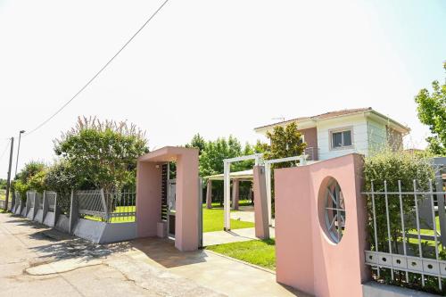 Gallery image of Olympus Riviera Modern Luxury Villa in Leptokarya in Leptokaria