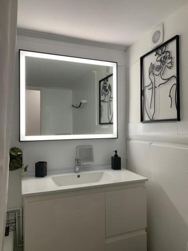 Acropolis Hill Apartment