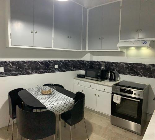 Acropolis Hill Apartment