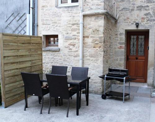 Patio nebo venkovní prostory v ubytování Koh'm à la maison