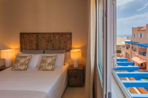 1a linea playa, balcon & piscina