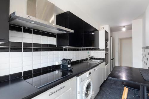 City life Family FSHH -