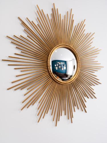メスにあるBohemian Bakoua & Chesterfield Cottage, hyper-centreのギャラリーの写真