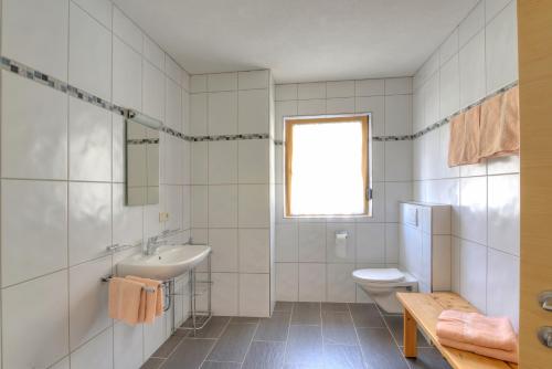 Koupelna v ubytování Appartement Strolz